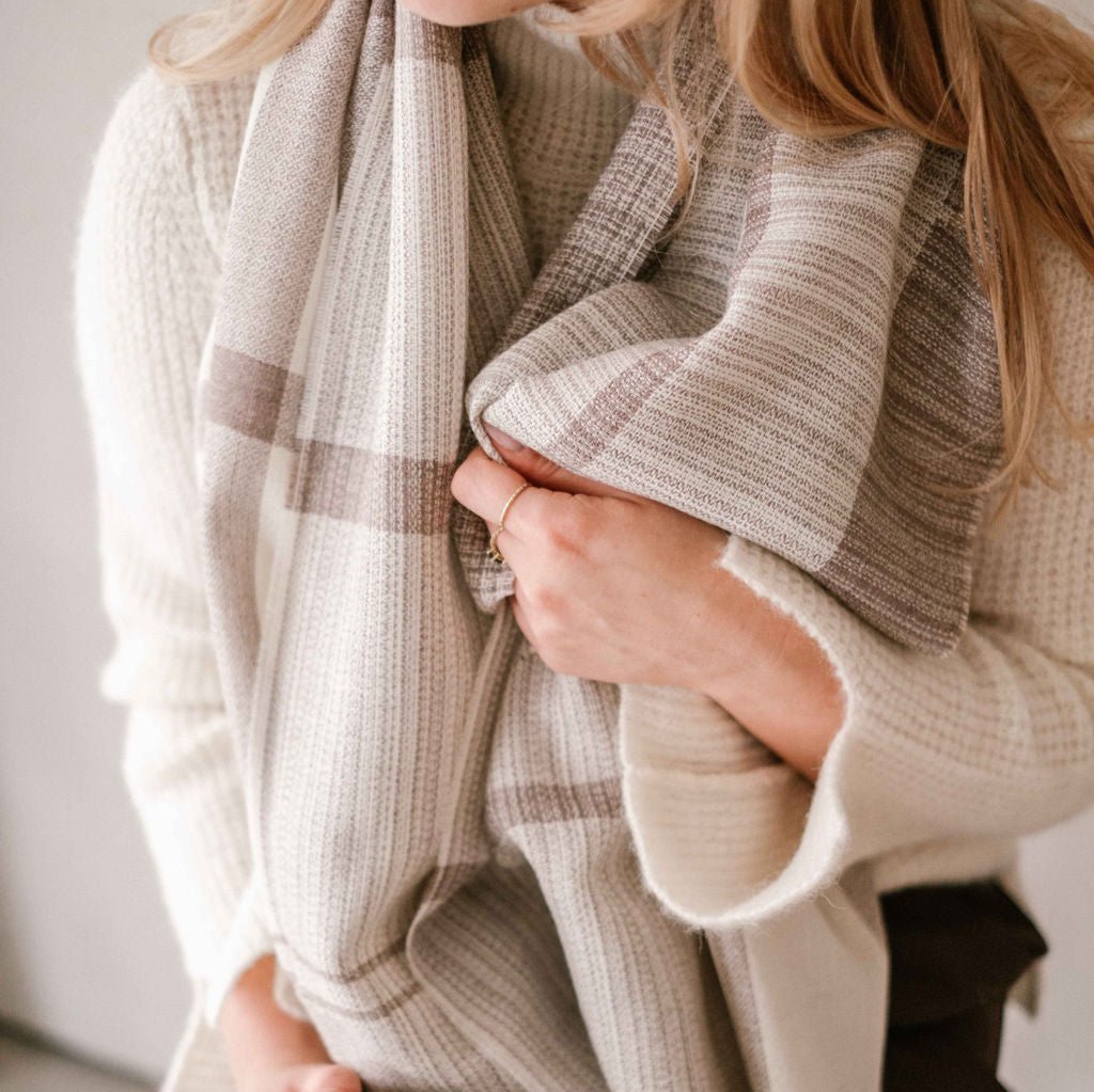 warm and soft premium Atempe Check Cinnamon Shawl