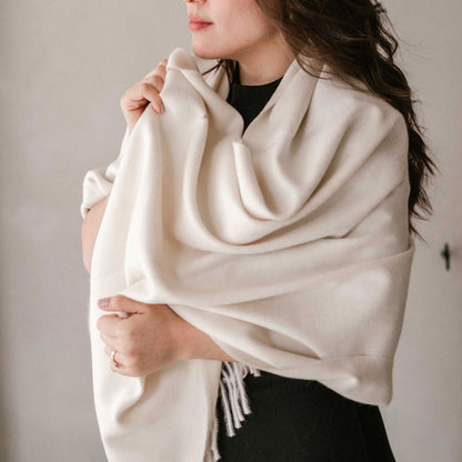 100% premium baby suri shawl from DOS Antwerp, designed in Antwerp produced in peru